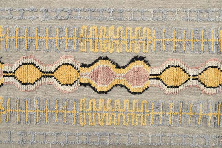 7' 10 x 10' 5 Hand Knotted Darya Wool Rug