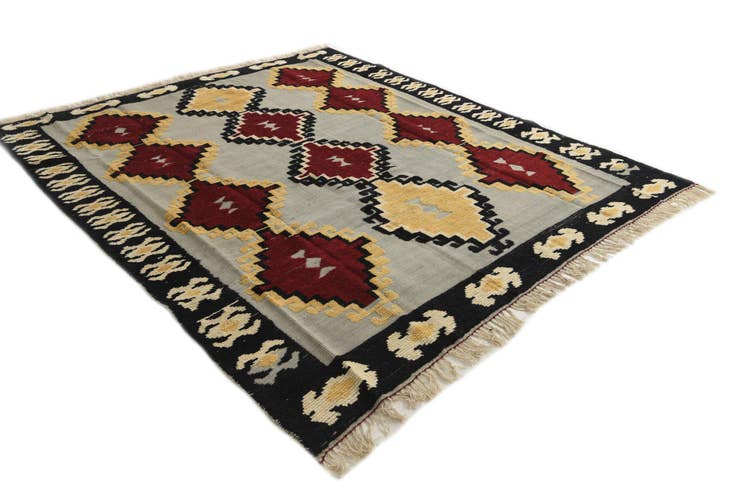 Detail image of 8' 2 x 9' 5 Hand Knotted Darya Wool Rug