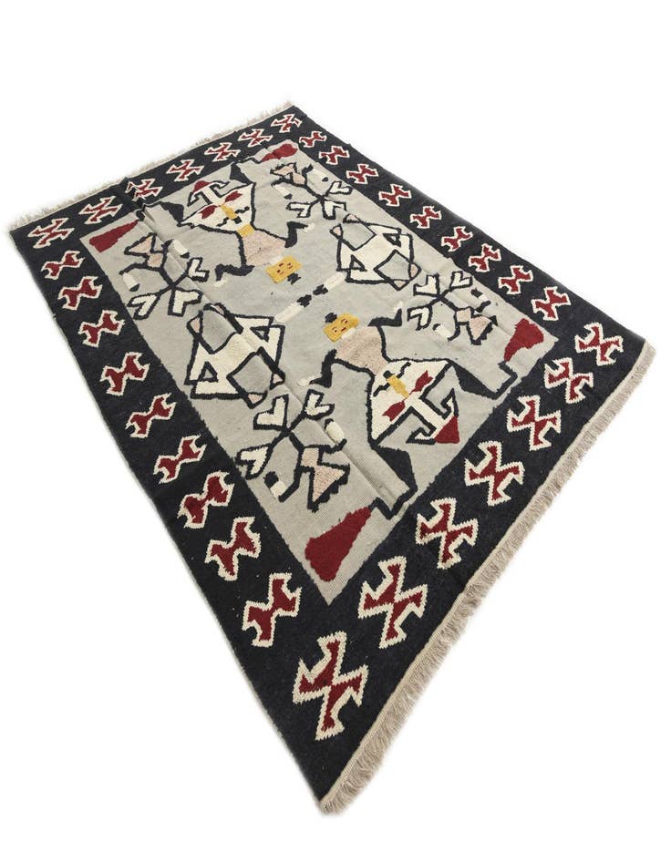 Detail image of 8' x 10' 4 Hand Knotted Darya Wool Rug