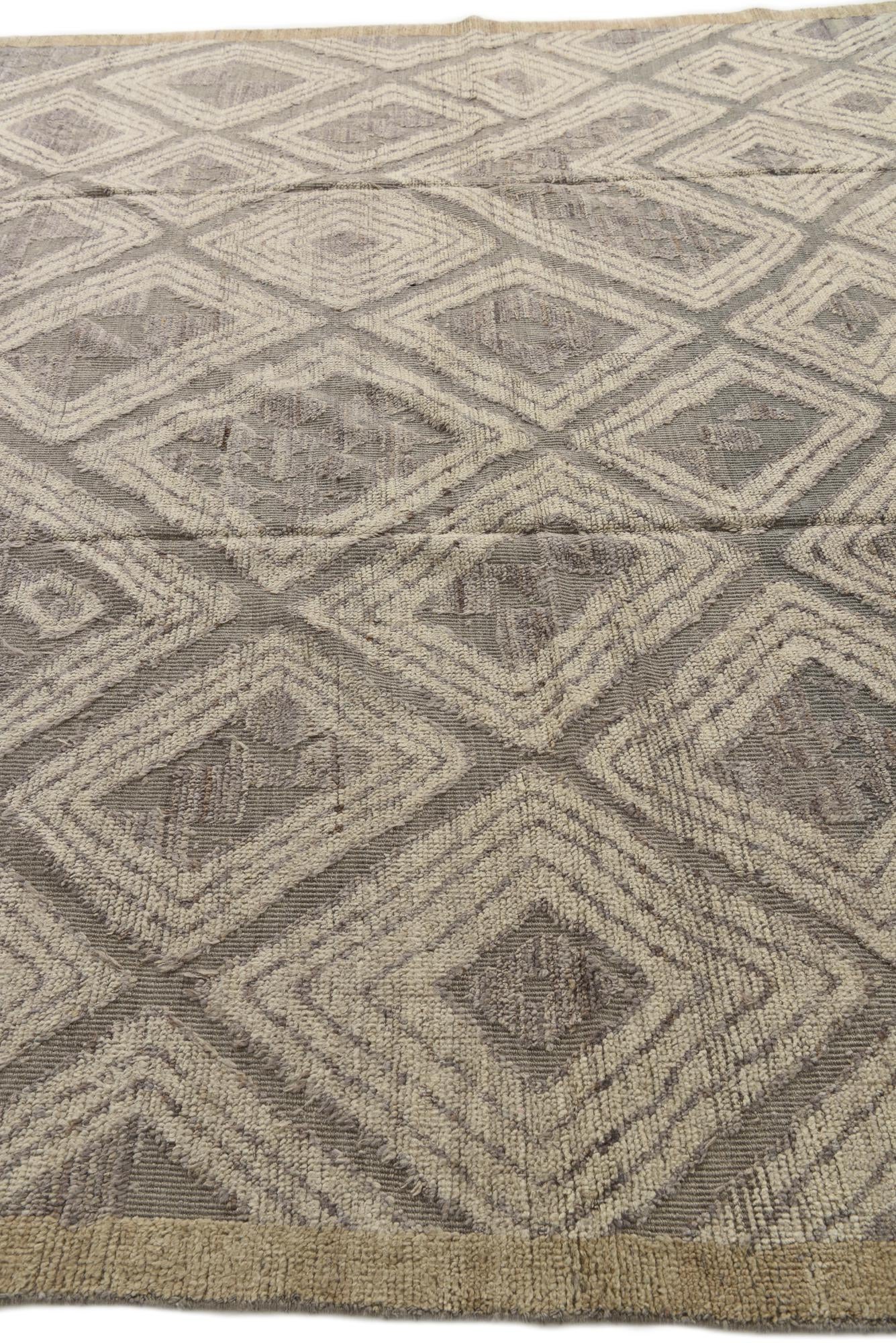 10' 5 x 15' Hand Knotted Darya Wool Rug