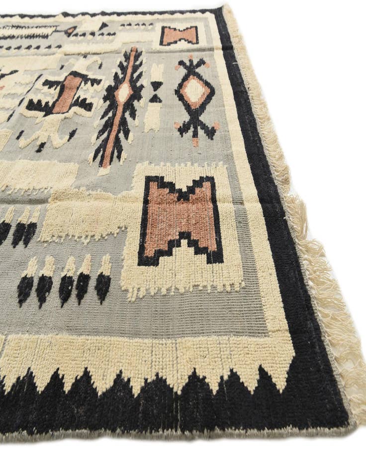 Detail image of 8' x 10' 6 Hand Knotted Darya Wool Rug