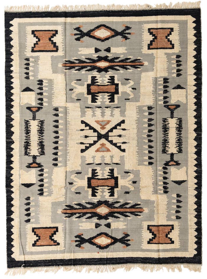 Detail image of 8' x 10' 6 Hand Knotted Darya Wool Rug