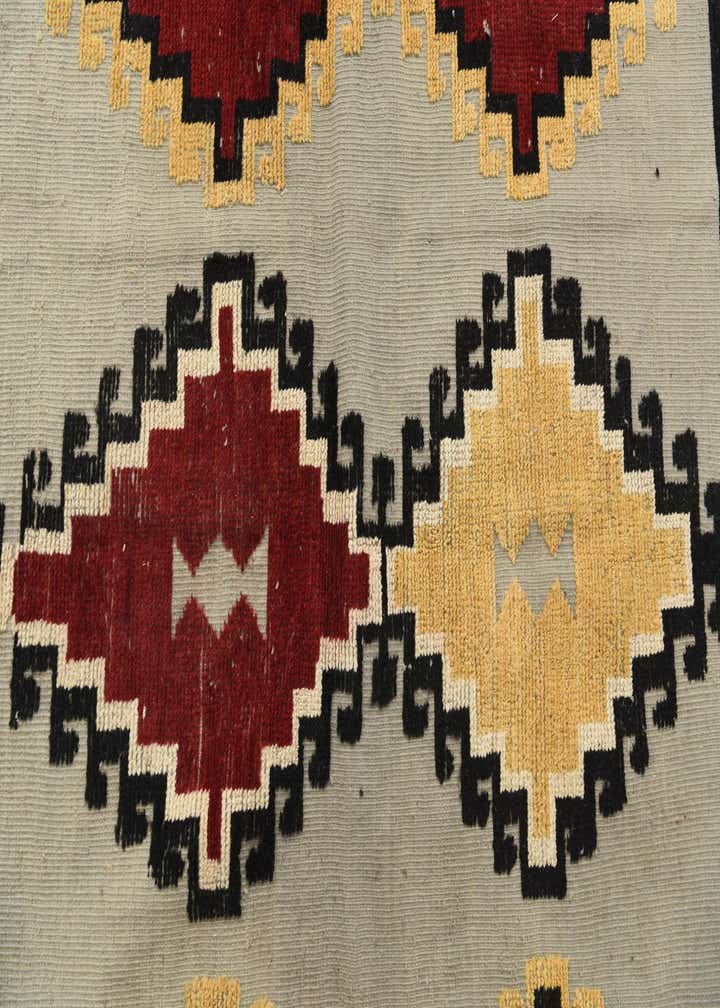 8' x 10' 4 Hand Knotted Darya Wool Rug