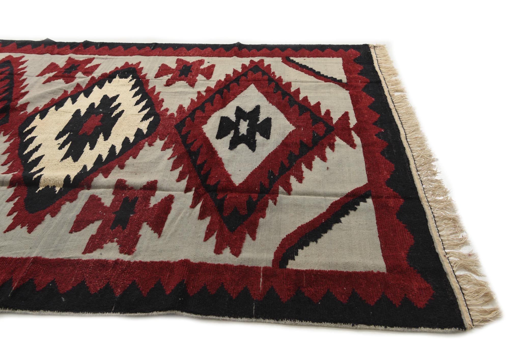 8' x 10' 4 Hand Knotted Darya Wool Rug