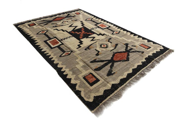 Detail image of 7' 10 x 11' 2 Hand Knotted Darya Wool Rug