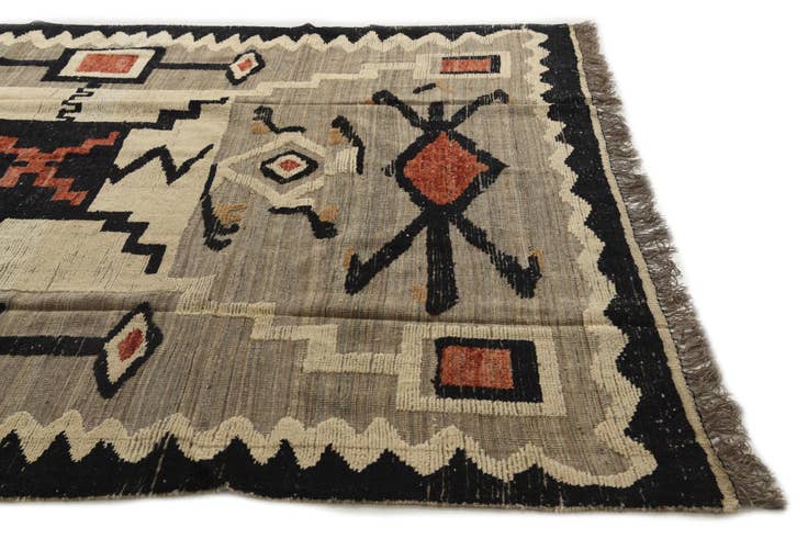 Detail image of 7' 10 x 11' 2 Hand Knotted Darya Wool Rug