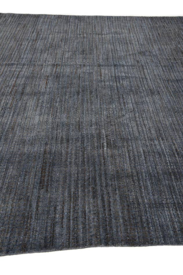 Detail image of 8' 5 x 9' 5 Hand Knotted Darya Wool Rug