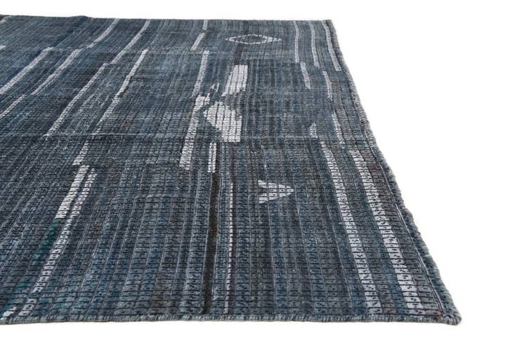 Detail image of 7' 7 x 9' 10 Hand Knotted Darya Wool Rug