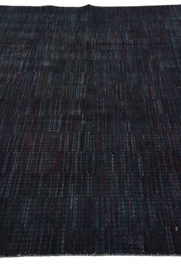 Detail image of 7' 11 x 10' Hand Knotted Darya Wool Rug