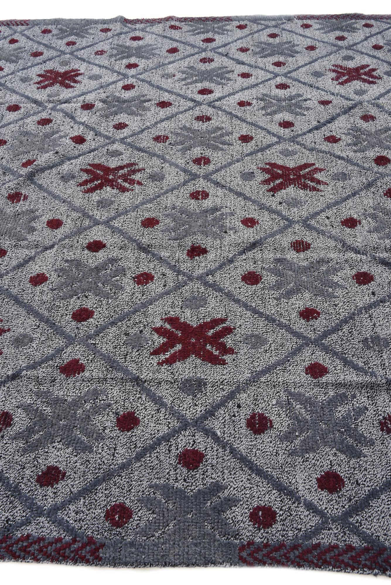 8' 4 x 10' Hand Knotted Darya Wool Rug