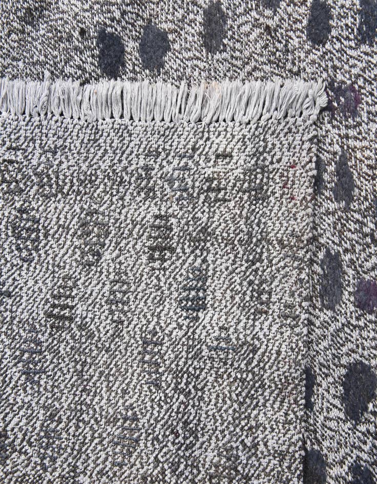Detail image of 5' 2 x 8' 6  Hand Knotted Darya Wool Rug
