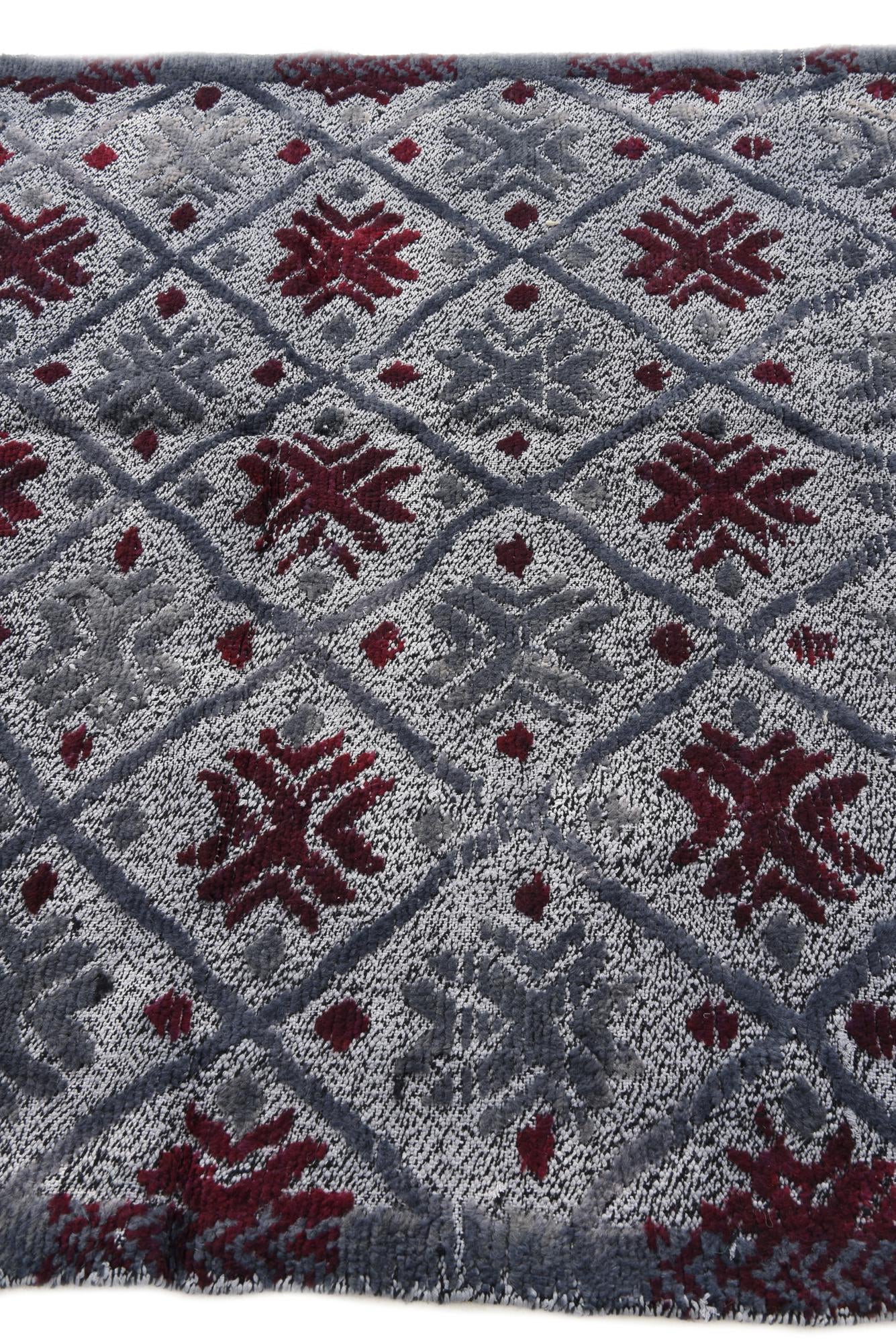 4' 10 x 6' 11 Hand Knotted Darya Wool Rug
