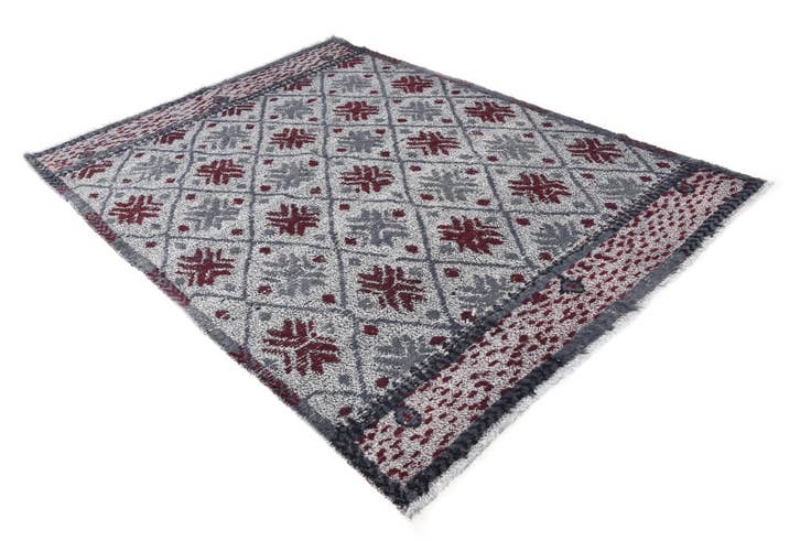 Detail image of 5' 6 x 8' Hand Knotted Darya Wool Rug