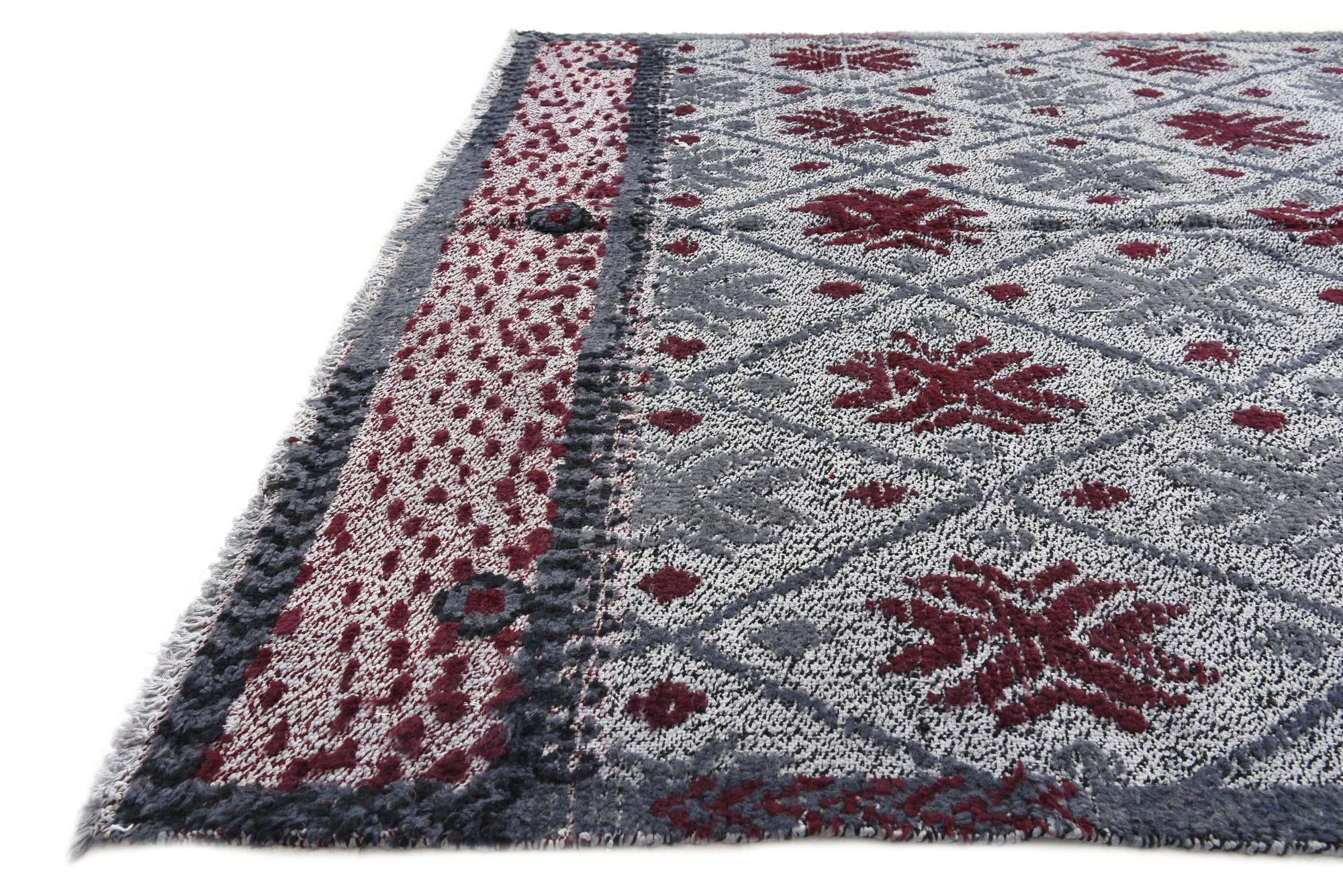 5' 6 x 8' Hand Knotted Darya Wool Rug