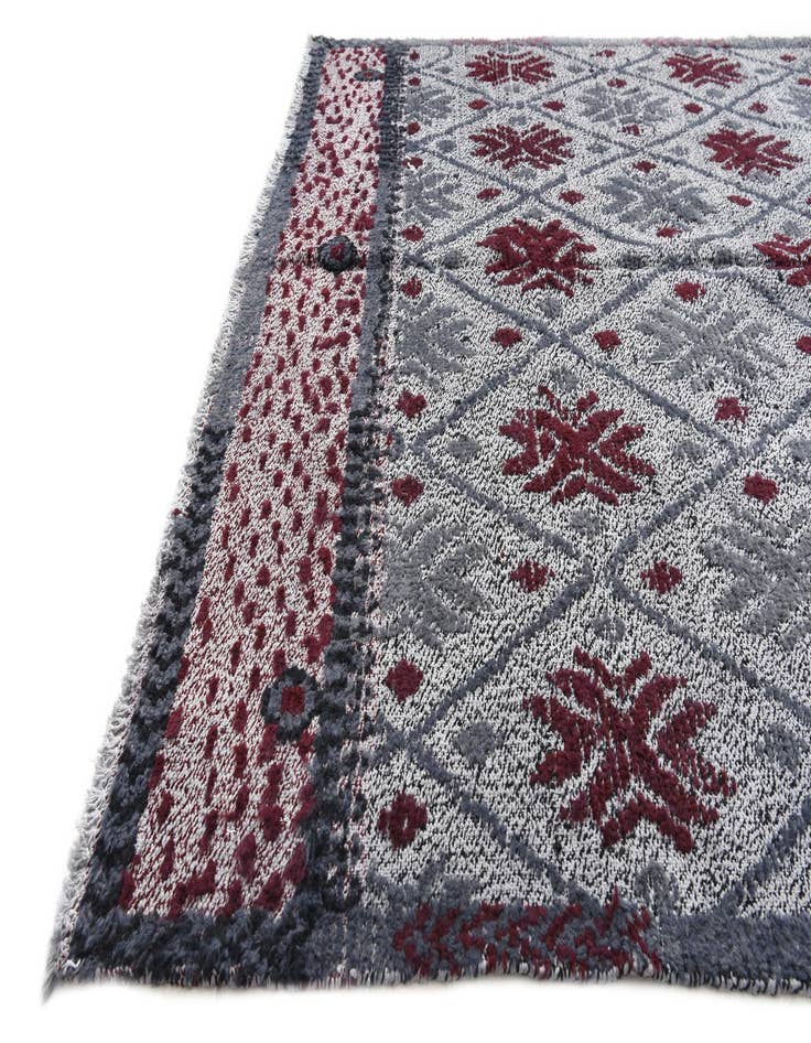 Detail image of 5' 6 x 8'  Hand Knotted Darya Wool Rug