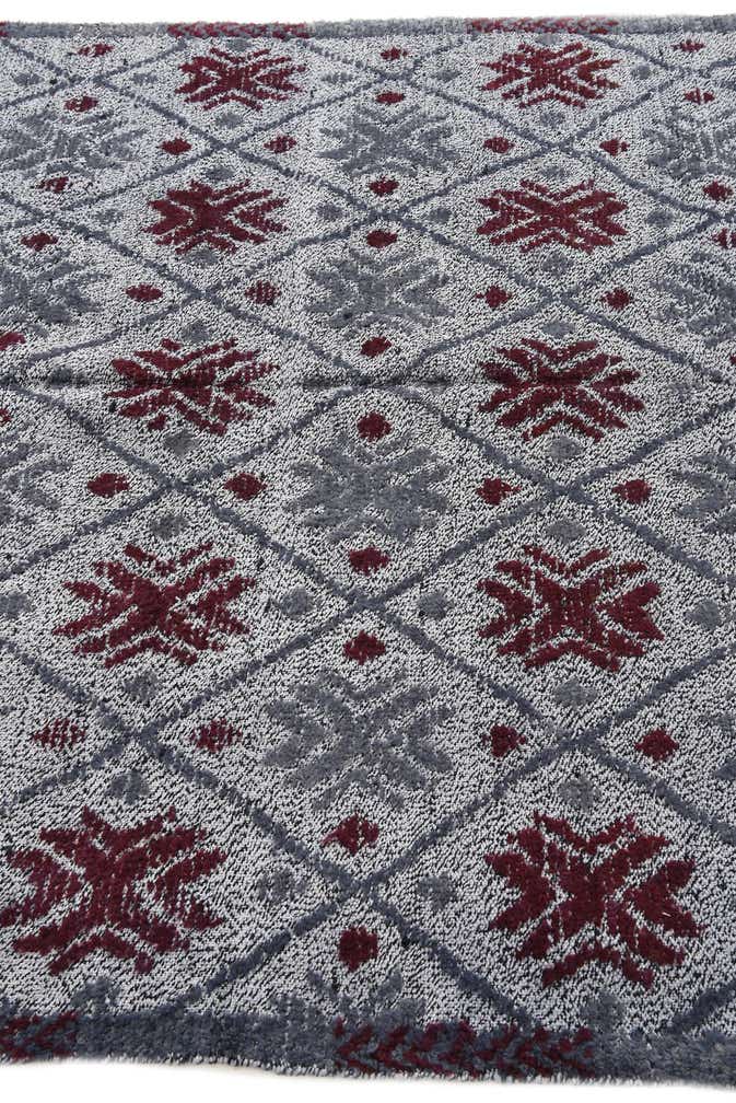 5' 6 x 8' Hand Knotted Darya Wool Rug