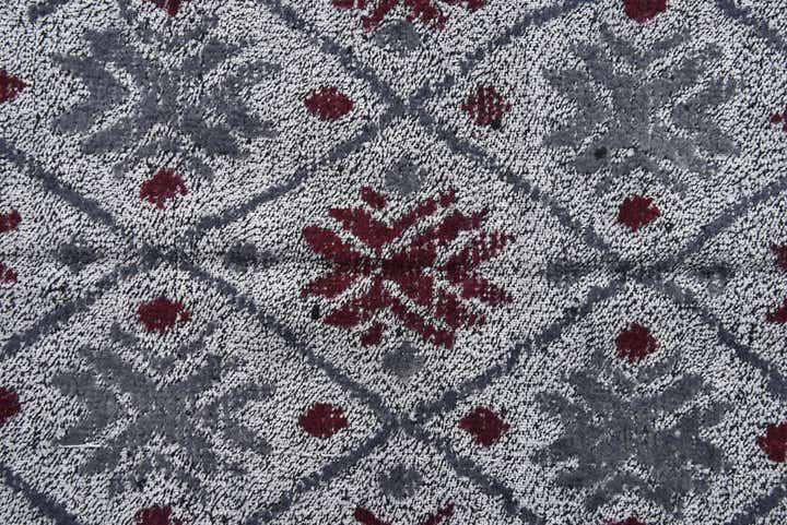 5' 6 x 8' Hand Knotted Darya Wool Rug
