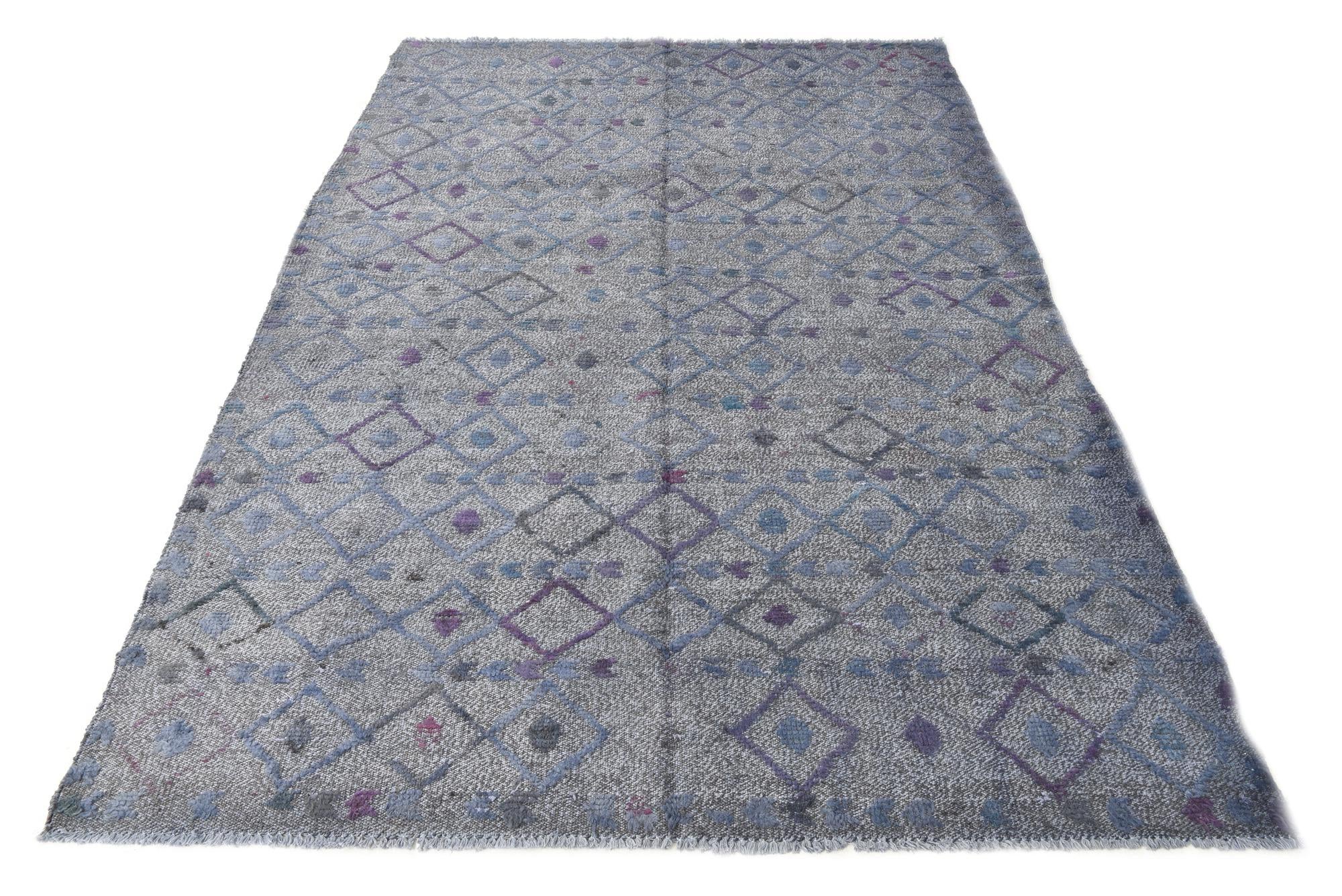 5' 8 x 8' 4 Hand Knotted Darya Wool Rug