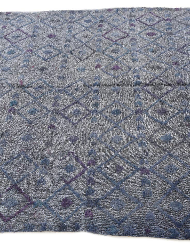 Detail image of 5' 8 x 8' 4  Hand Knotted Darya Wool Rug