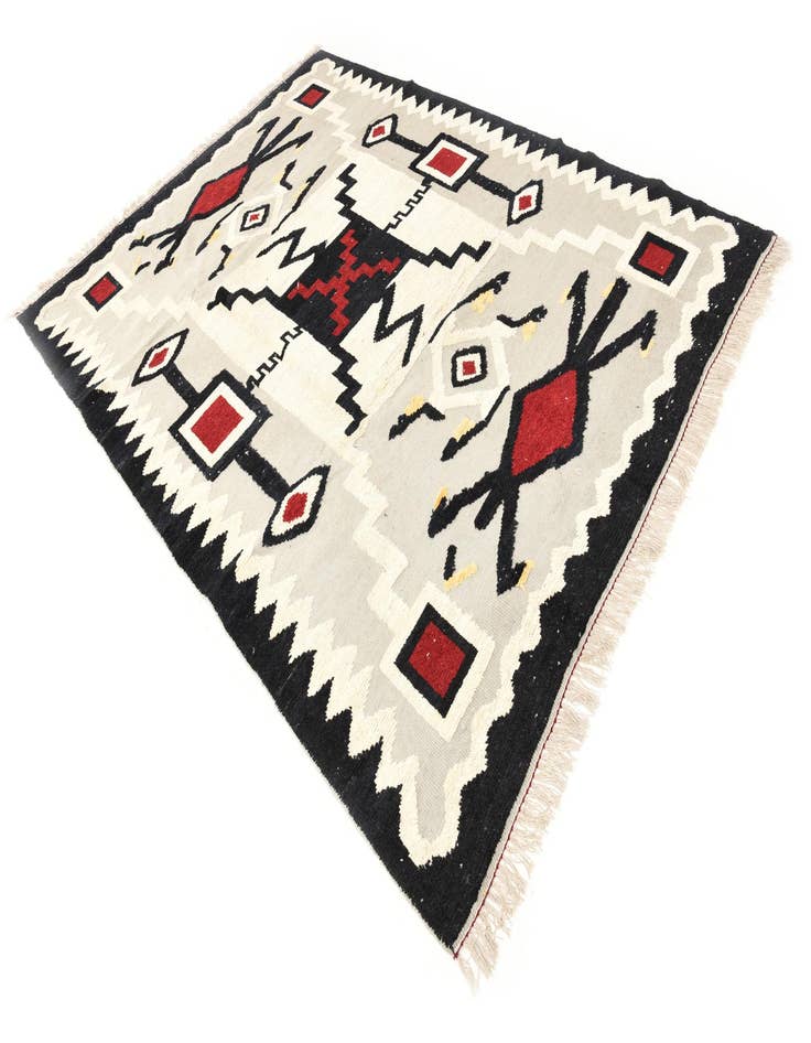 Detail image of 8' 10 x 10' 8  Hand Knotted Darya Wool Rug