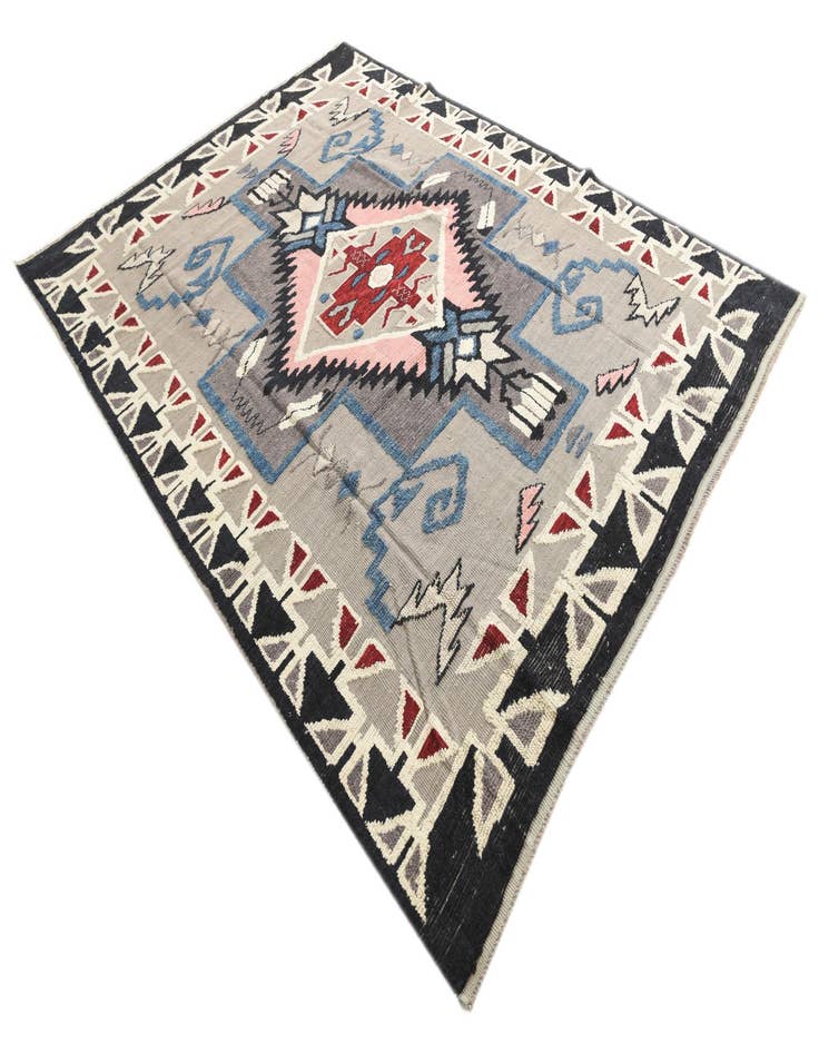 Detail image of 7' 9 x 10' 6  Hand Knotted Darya Wool Rug