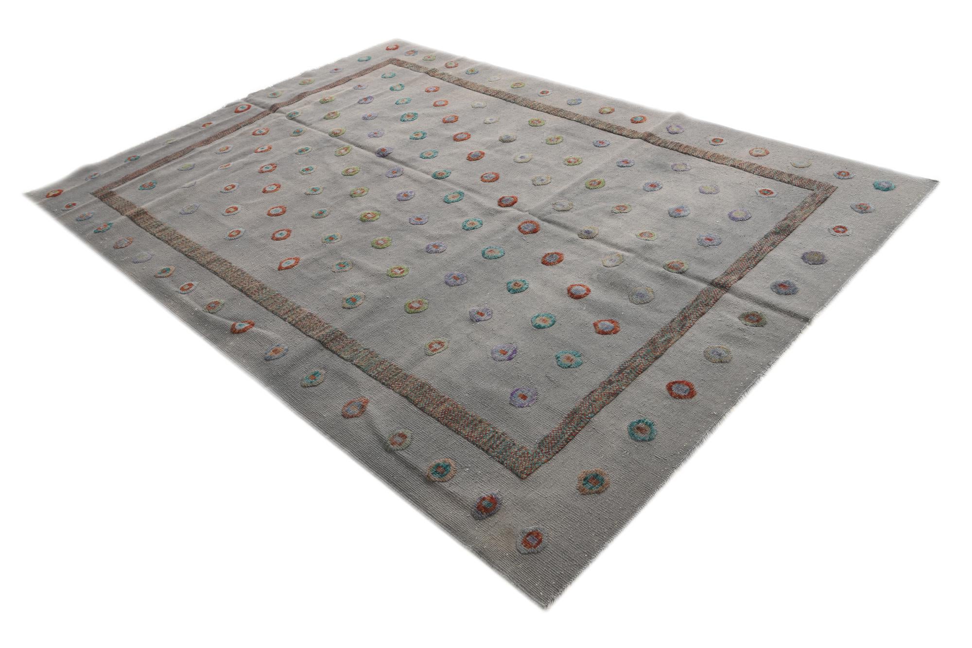 6' 10 x 9' 7 Hand Knotted Darya Wool Rug