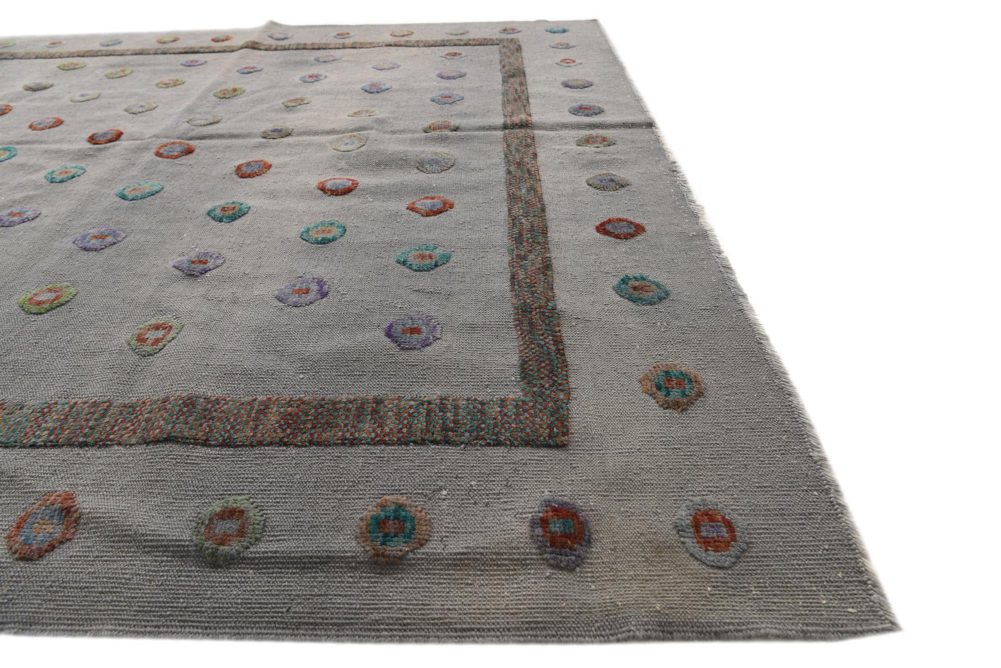 6' 10 x 9' 7 Hand Knotted Darya Wool Rug