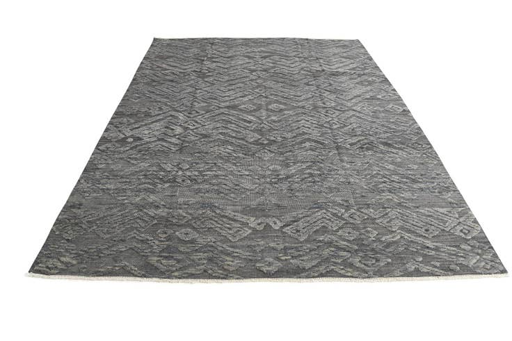 Detail image of 8' 3 x 10' 8 Hand Knotted Darya Wool Rug