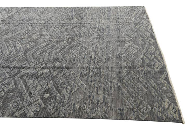 Detail image of 8' 3 x 10' 8 Hand Knotted Darya Wool Rug