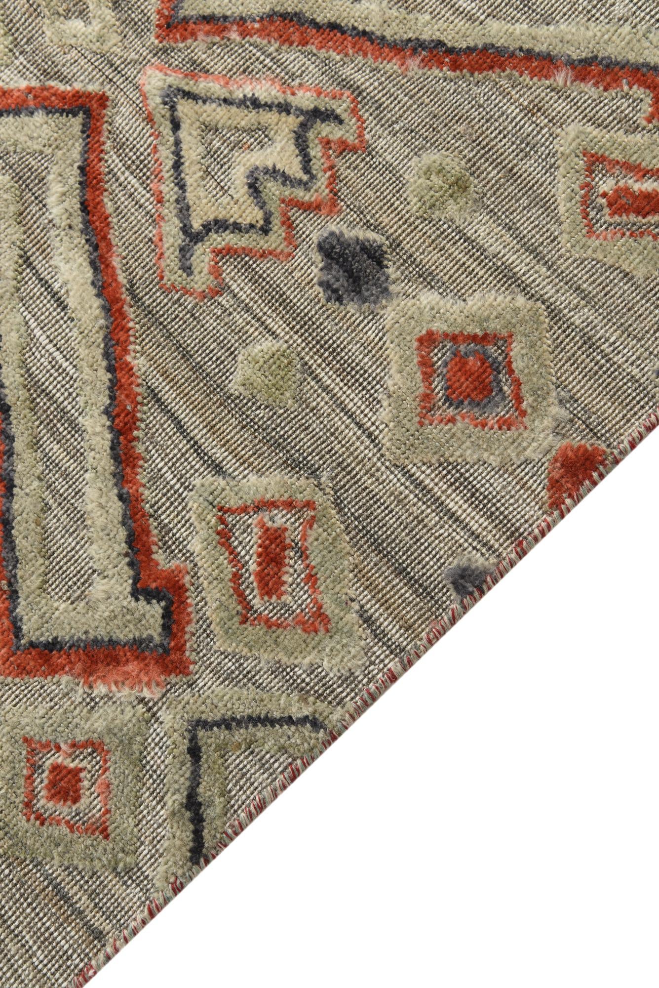 8' 2 x 10' 2 Hand Knotted Darya Wool Rug