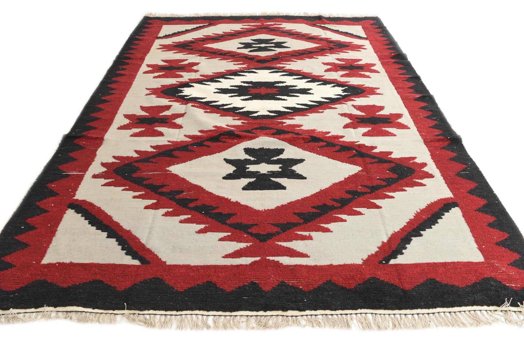 8' 1 x 10' 5 Hand Knotted Darya Wool Rug