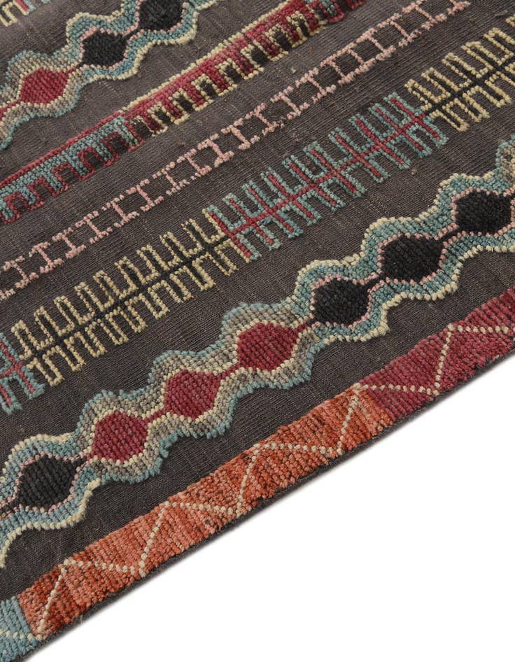 Detail image of 7' 10 x 10' 6 Hand Knotted Darya Wool Rug