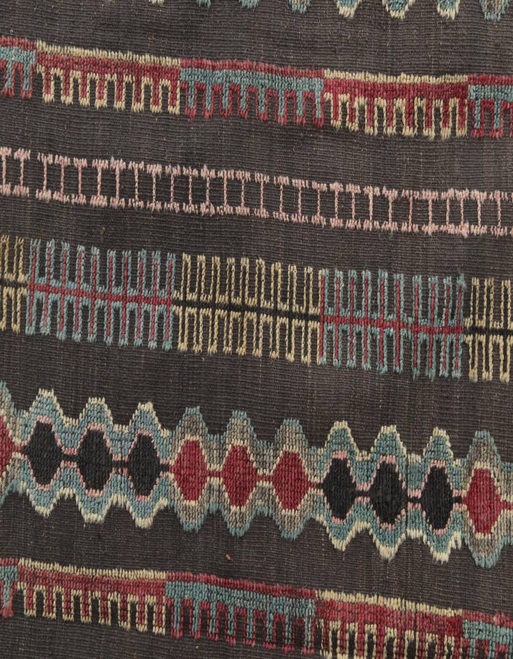 Detail image of 7' 10 x 10' 6 Hand Knotted Darya Wool Rug