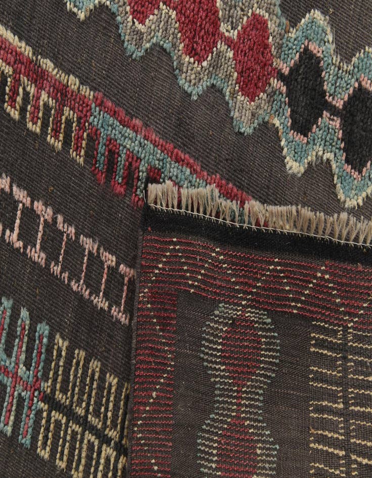 Detail image of 7' 10 x 10' 6 Hand Knotted Darya Wool Rug