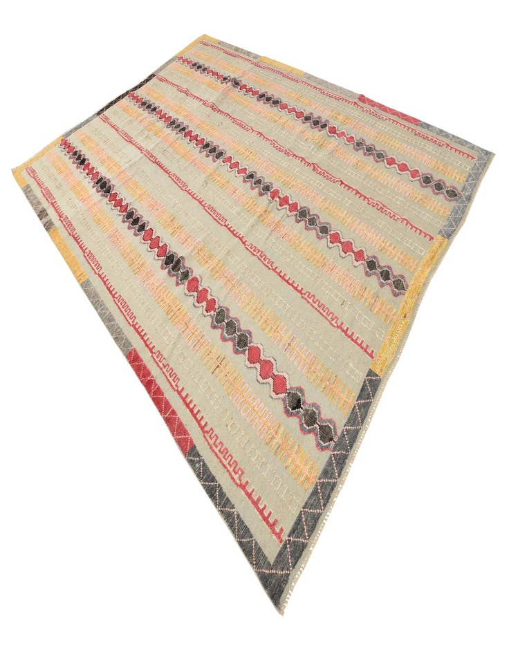 Detail image of 8' 10 x 12' 4  Hand Knotted Darya Wool Rug