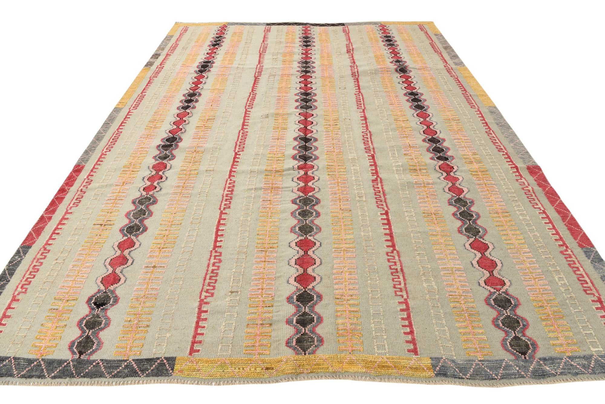 8' 10 x 12' 4 Hand Knotted Darya Wool Rug