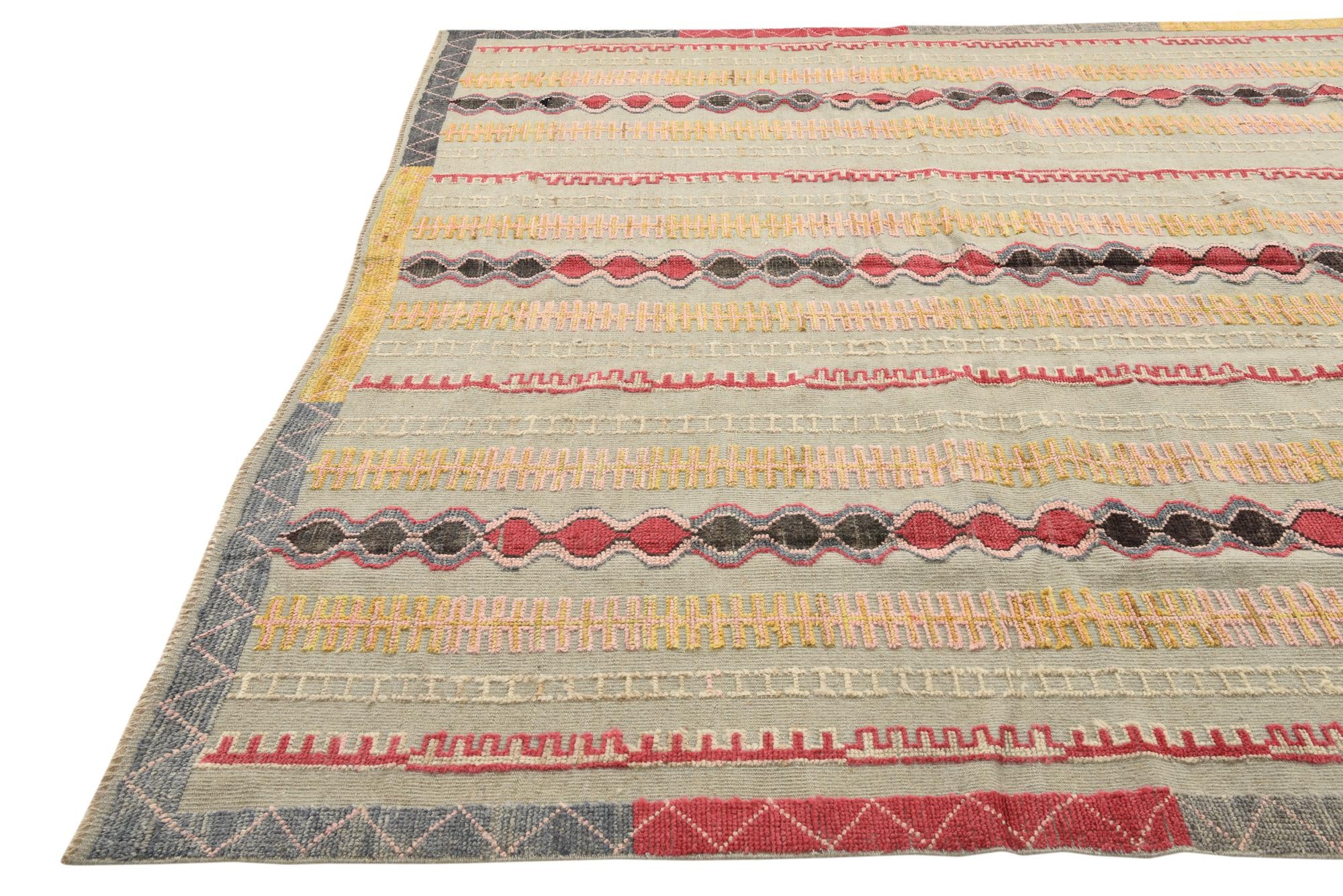 8' 10 x 12' 4 Hand Knotted Darya Wool Rug