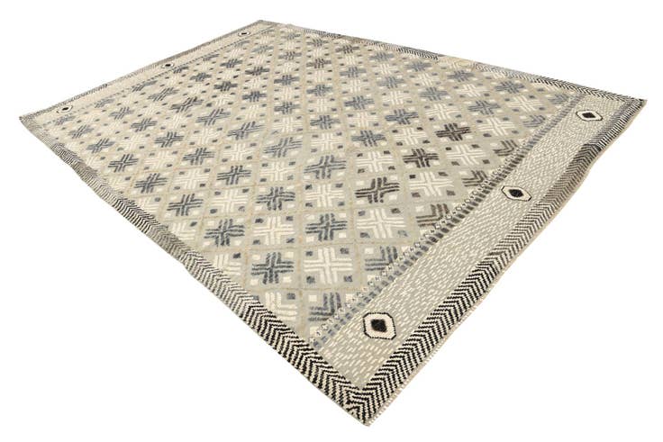 Detail image of 8' 10 x 12' 6 Hand Knotted Darya Wool Rug