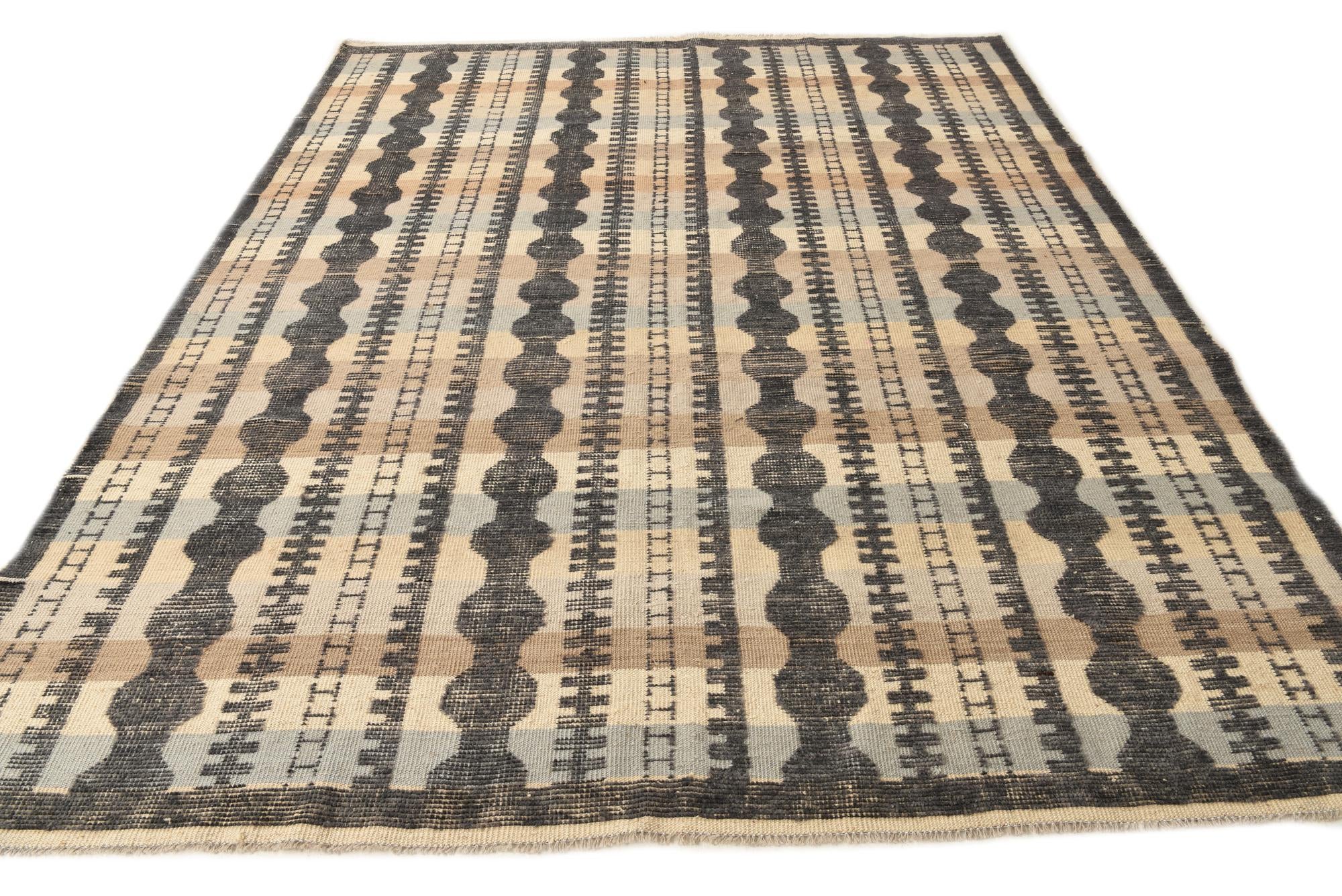 8' 2 x 10' 5 Hand Knotted Darya Wool Rug