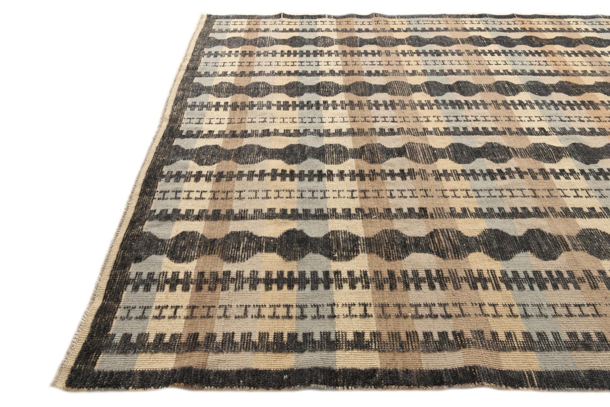 8' 2 x 10' 5 Hand Knotted Darya Wool Rug