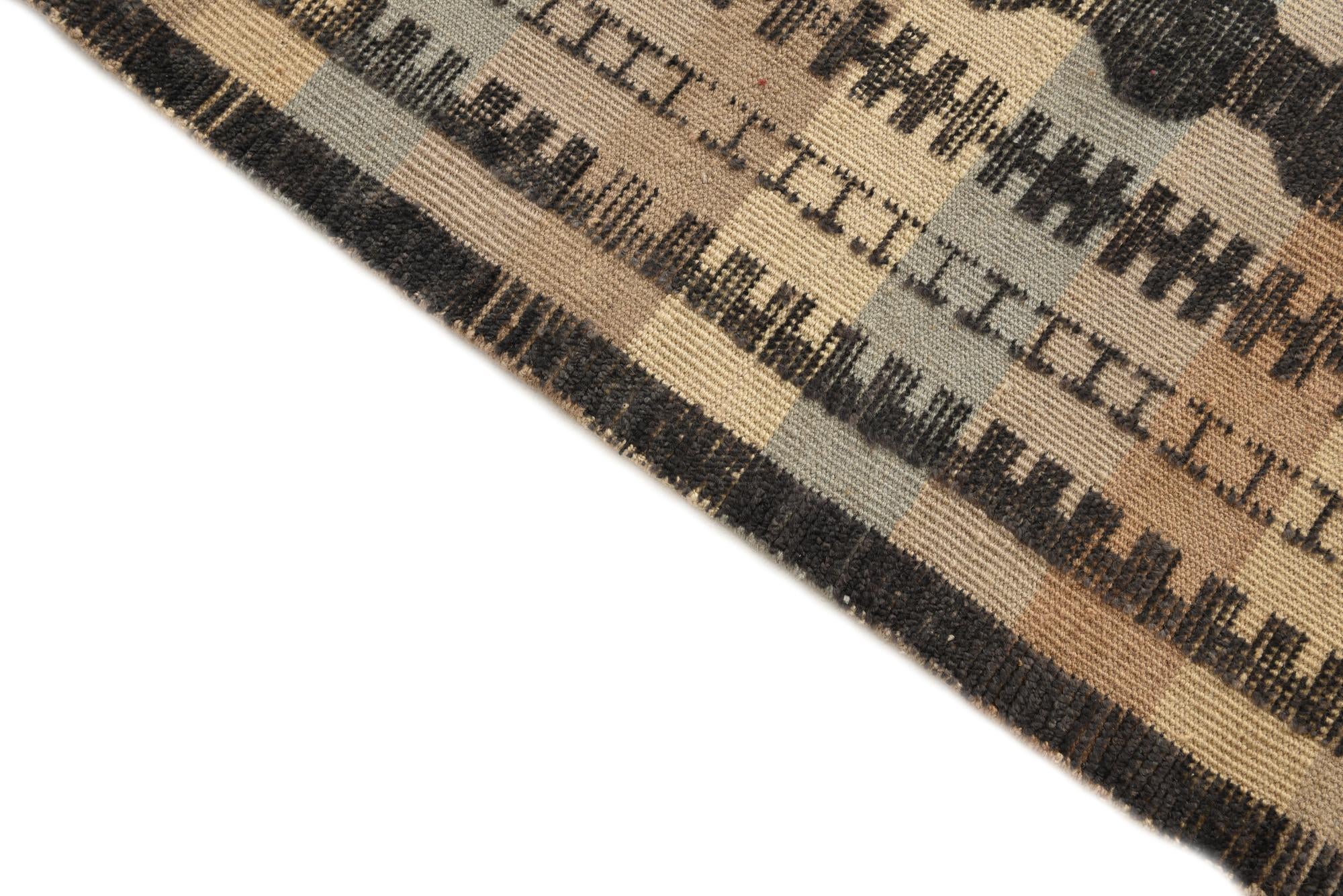 8' 2 x 10' 5 Hand Knotted Darya Wool Rug