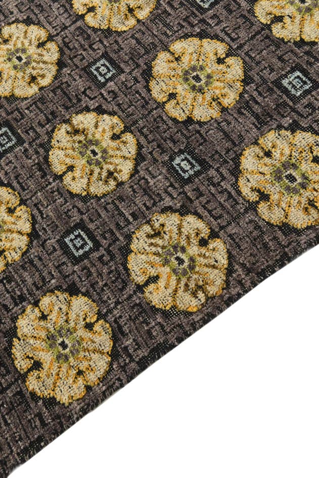 Detail image of 8' x 10' 3 Hand Knotted Darya Wool Rug