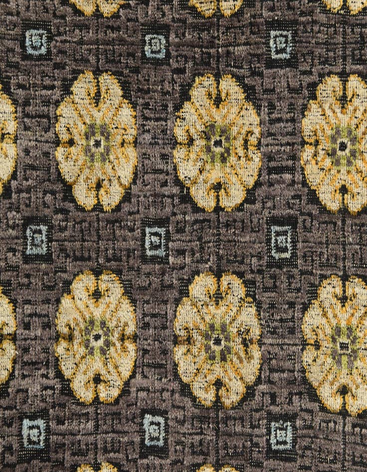 Detail image of 8' x 10' 3  Hand Knotted Darya Wool Rug