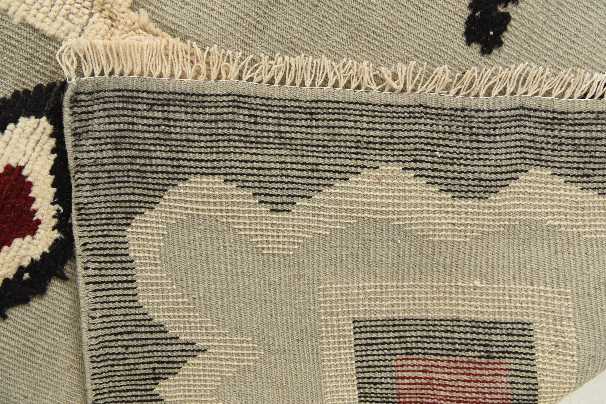 7' 8 x 10' 6 Hand Knotted Darya Wool Rug