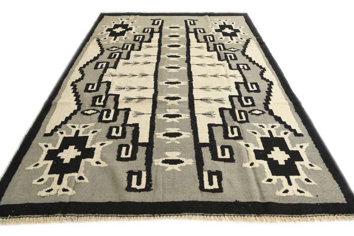 7' 8 x 11' 1 Hand Knotted Darya Wool Rug