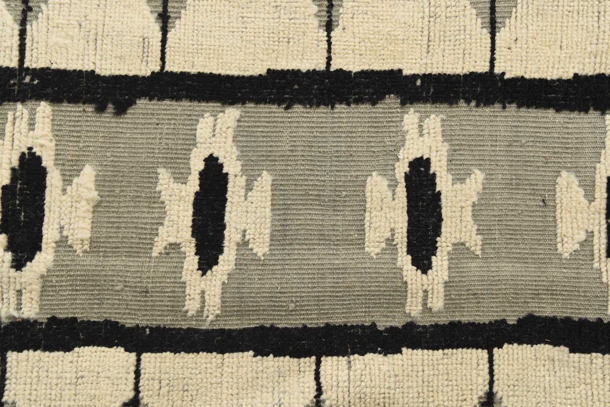 7' 8 x 11' 1 Hand Knotted Darya Wool Rug