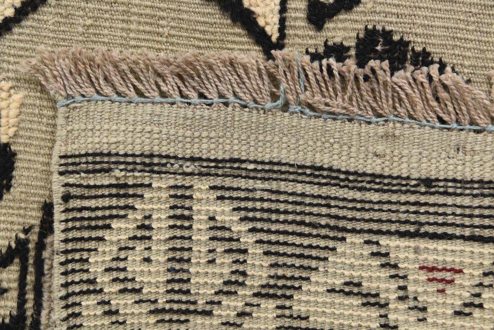 5' 2 x 8' 8 Hand Knotted Darya Wool Rug