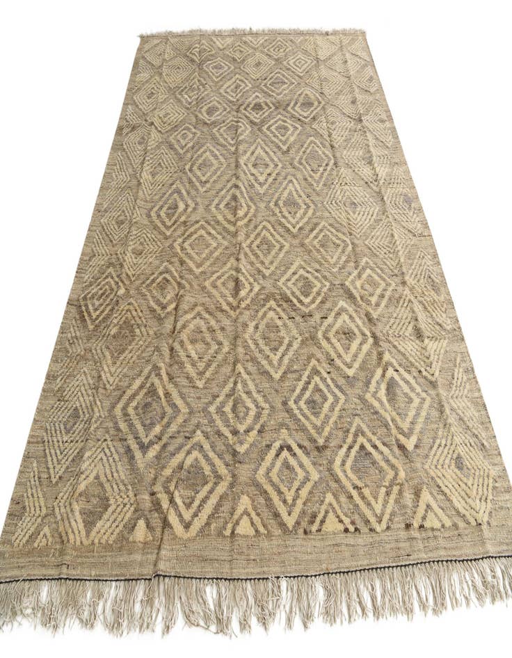 Detail image of 8' x 10' 6  Hand Knotted Darya Wool Rug