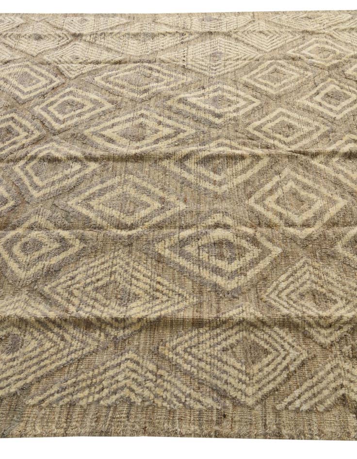 Detail image of 8' x 10' 6  Hand Knotted Darya Wool Rug