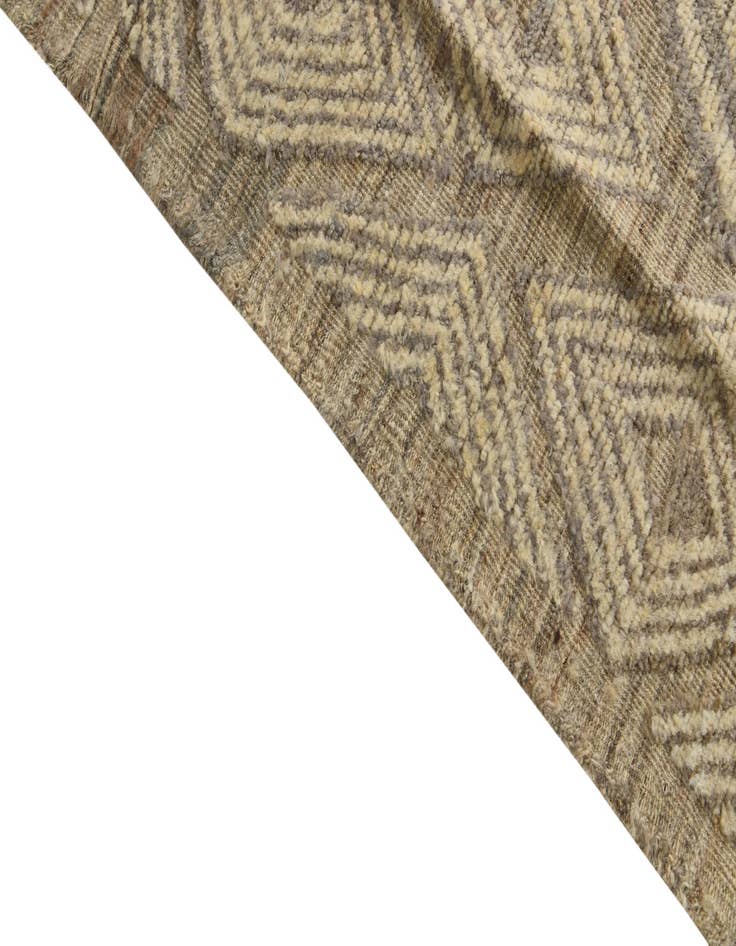 Detail image of 8' x 10' 6  Hand Knotted Darya Wool Rug